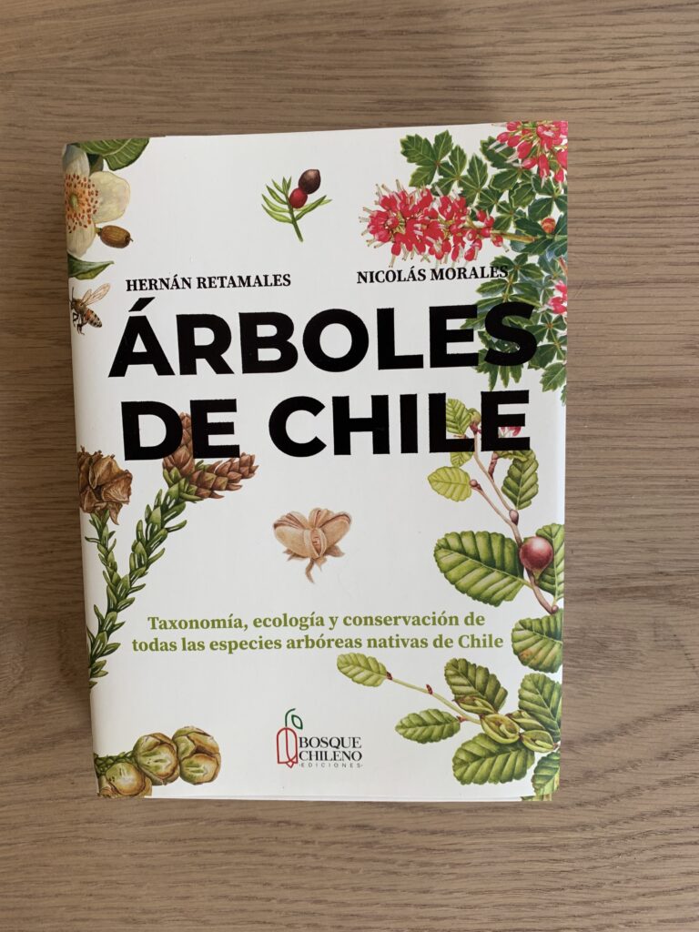 Chilean trees book cover